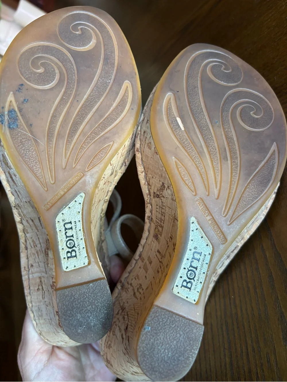 Born Metallic Gold Leather Cork Wedge Sandals Knotted Women’s 6.5